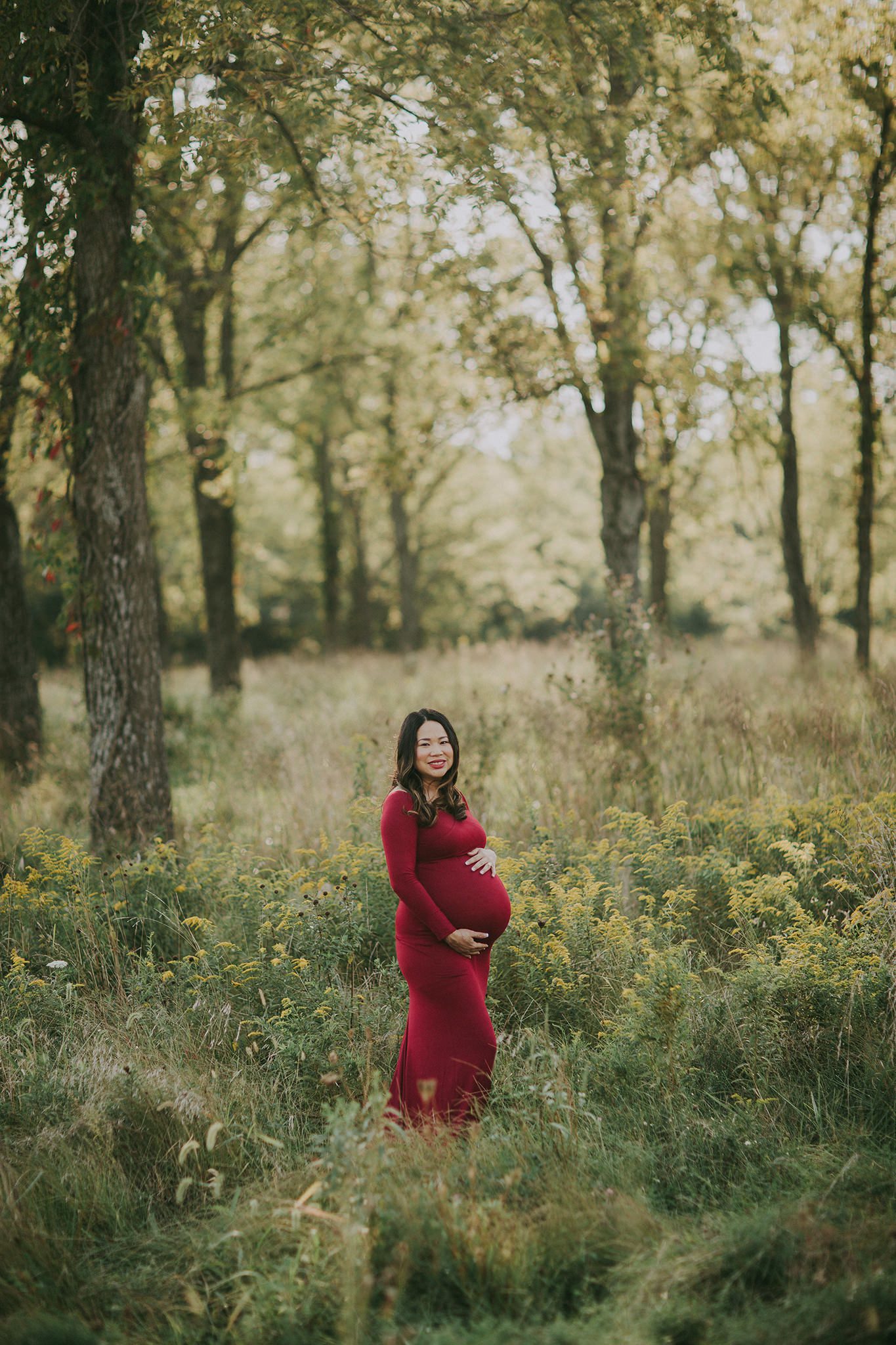 Kansas City Maternity photographer outdoor in field