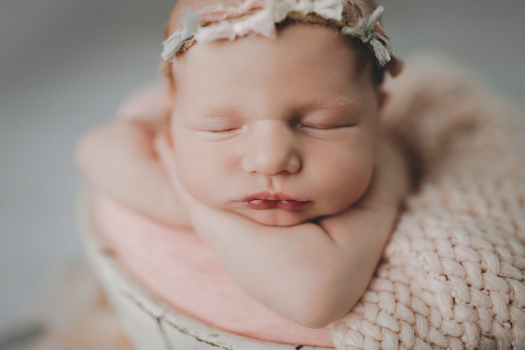 newborn photography close-up